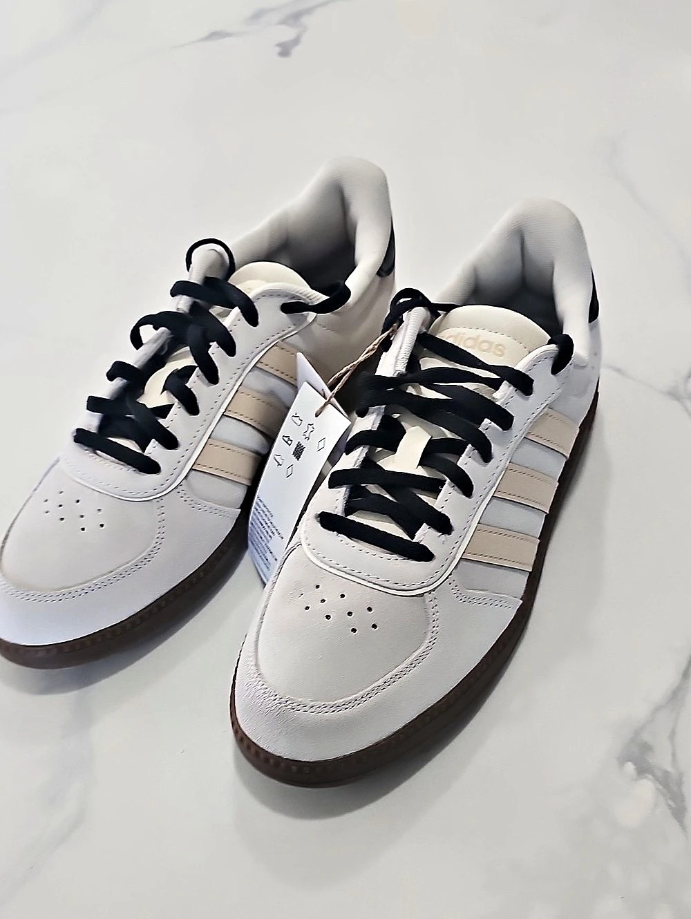 New A5050didas Breaknet Sleek White & Brown US 8.5 NWT